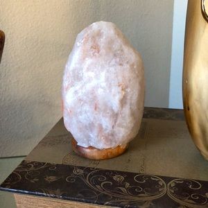 Glowing Himalayan Rock Salt Lamp